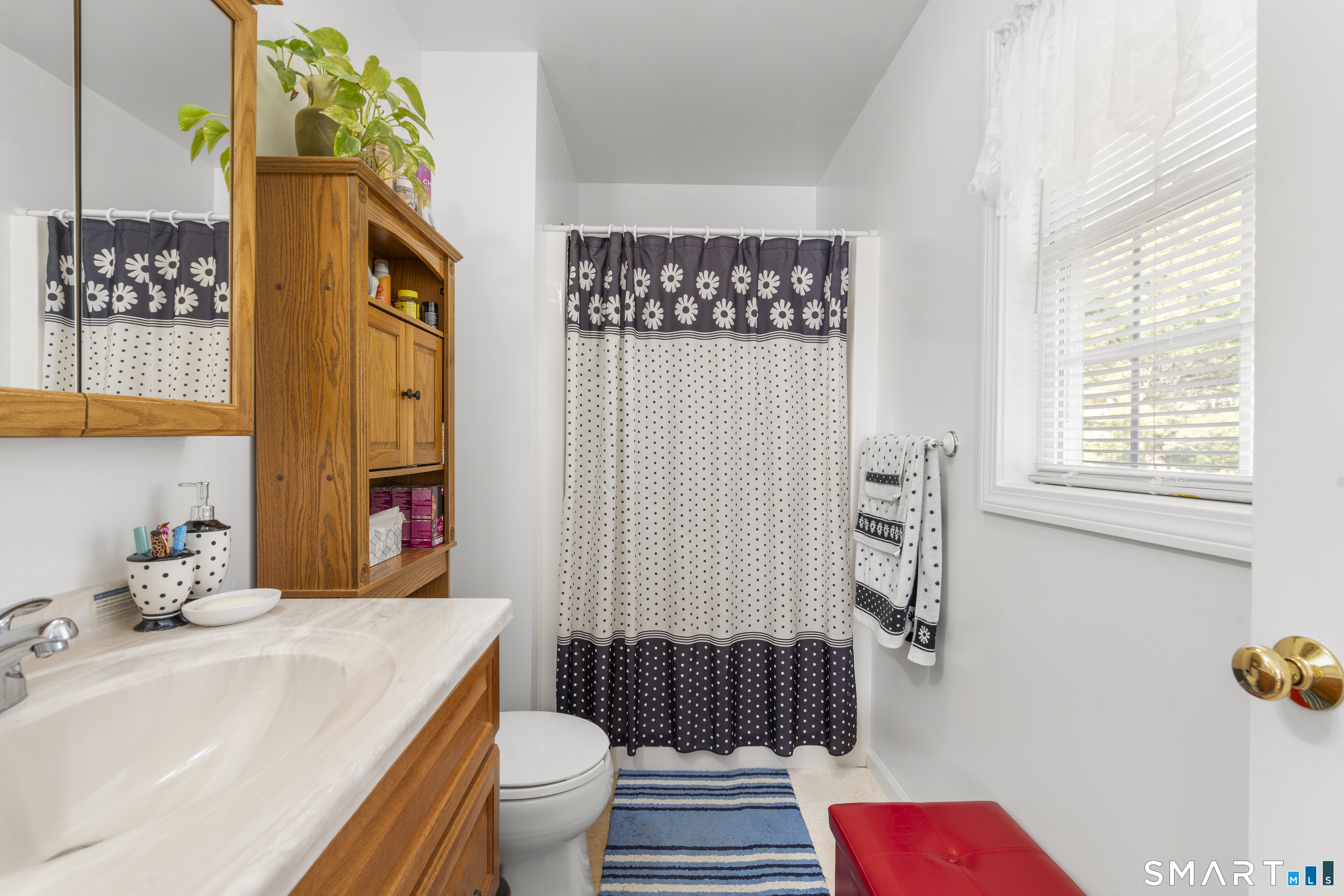 86 Hyde Street Torrington, CT 06790 - Photo 23 of 37