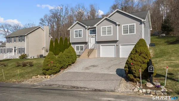 $399,900 | 86 Hyde Street, Torrington, CT 06790