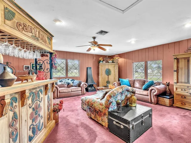 $2,248,000 | 5310 Southwest 109th Avenue, Davie, FL 33328