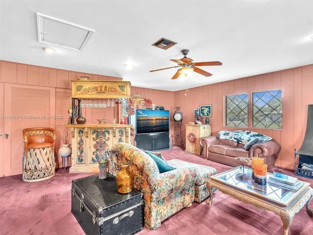 $2,248,000 | 5310 Southwest 109th Avenue, Davie, FL 33328