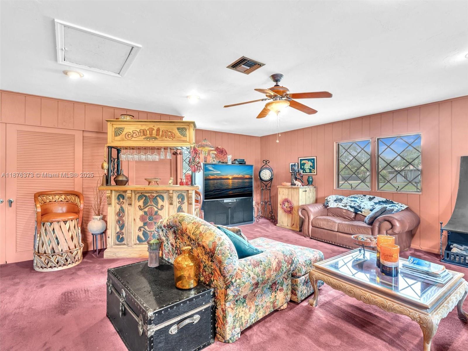 5310 Southwest 109th Avenue Davie, FL 33328 - Photo 13 of 89