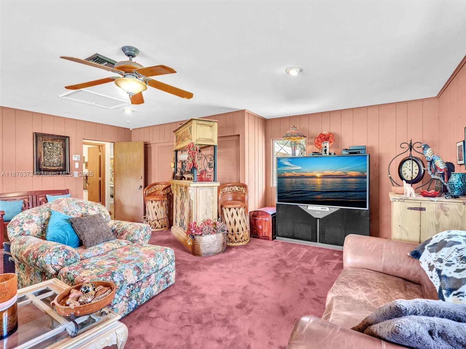 5310 Southwest 109th Avenue Davie, FL 33328 - Photo 14 of 89