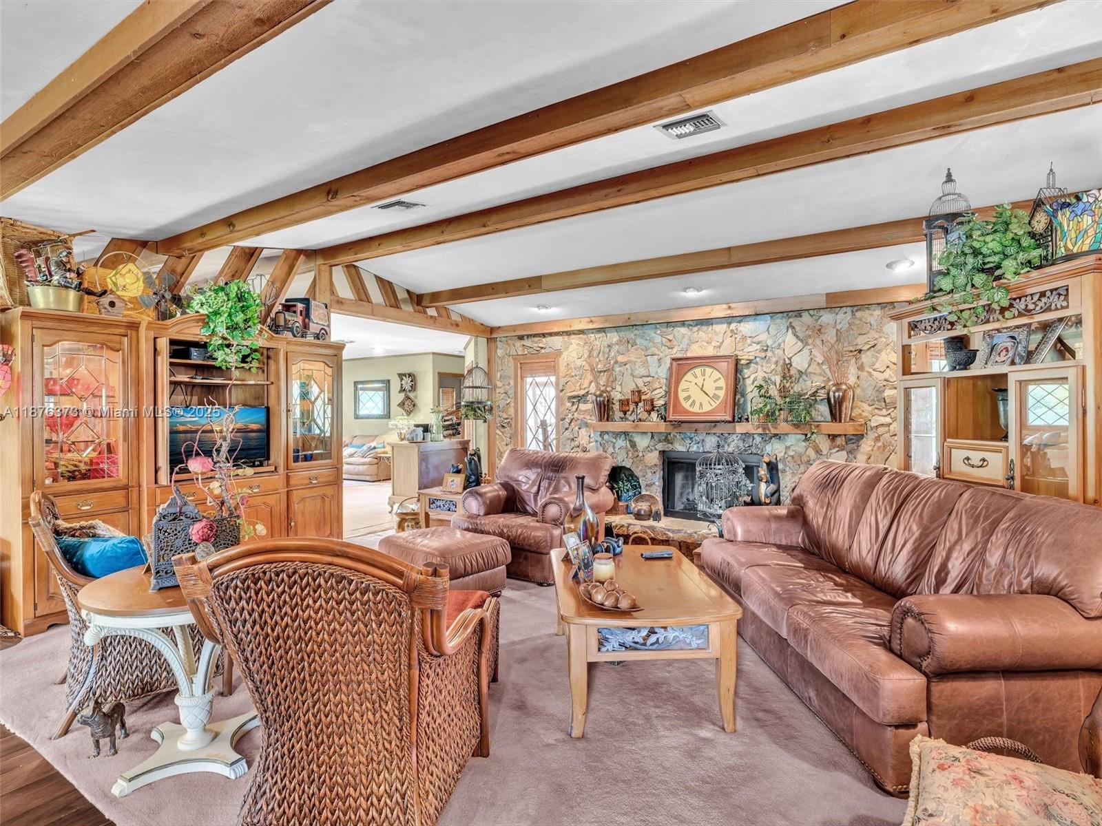 5310 Southwest 109th Avenue Davie, FL 33328 - Photo 16 of 89