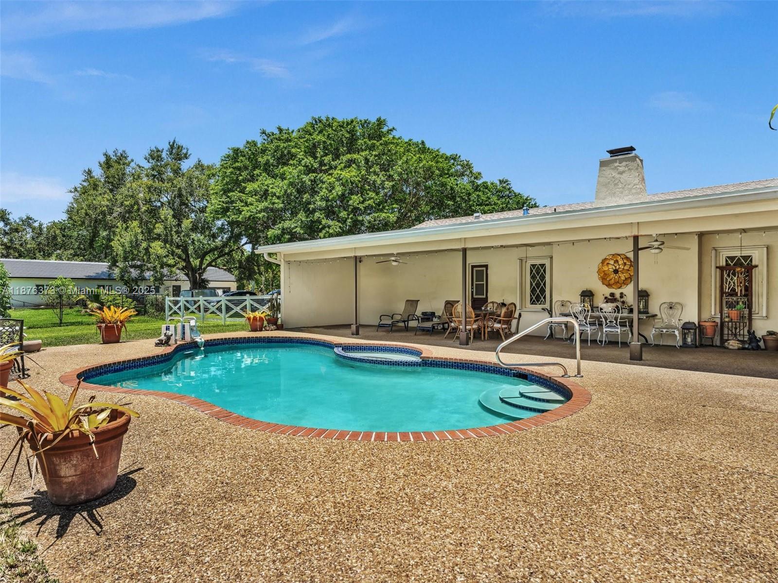 5310 Southwest 109th Avenue Davie, FL 33328 - Photo 53 of 89