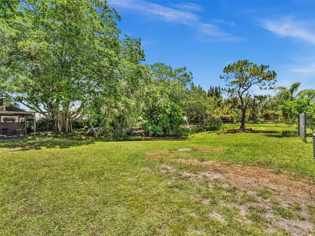 $2,248,000 | 5310 Southwest 109th Avenue, Davie, FL 33328