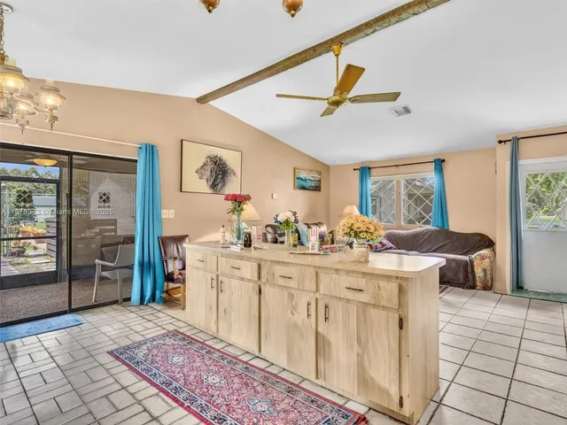 $2,248,000 | 5310 Southwest 109th Avenue, Davie, FL 33328