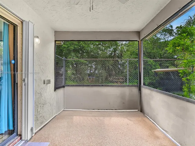 $2,248,000 | 5310 Southwest 109th Avenue, Davie, FL 33328