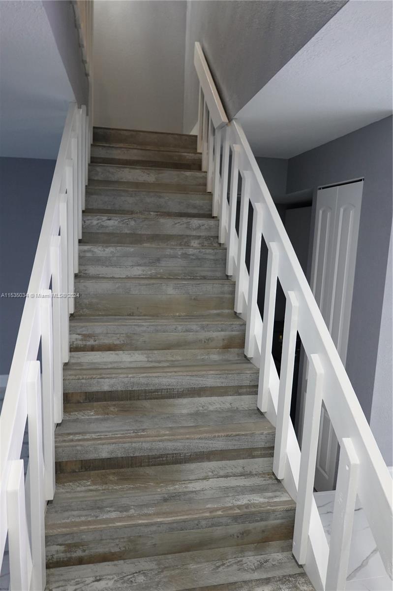 Townhouses at Jacaranda Condominiums Plantation, FL 33324 - Photo 21 of 50 a view of entryway