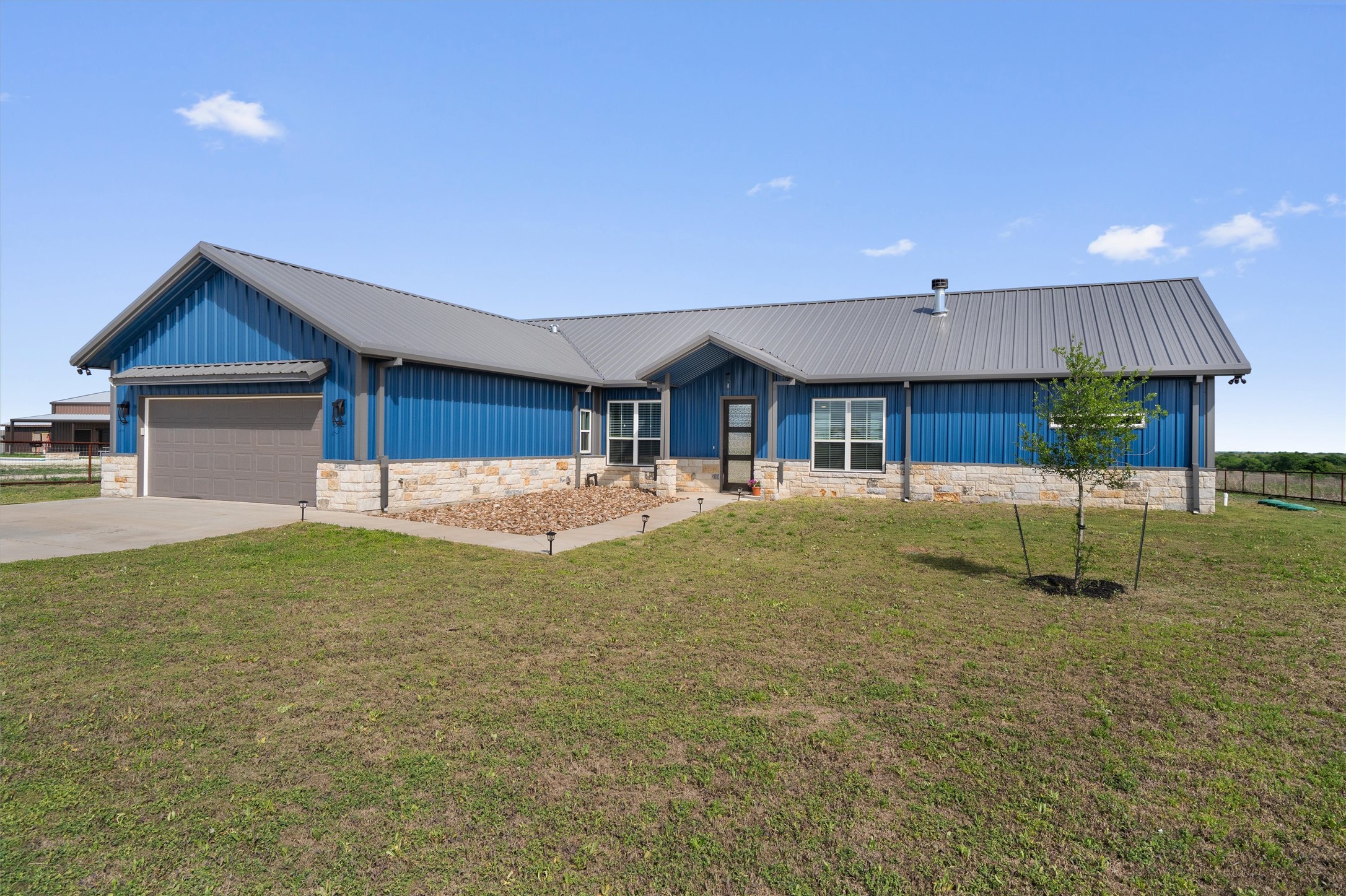 15073 Armstrong Estates Road Salado, TX 76571 - Photo 40 of 40 a house view with a garden space