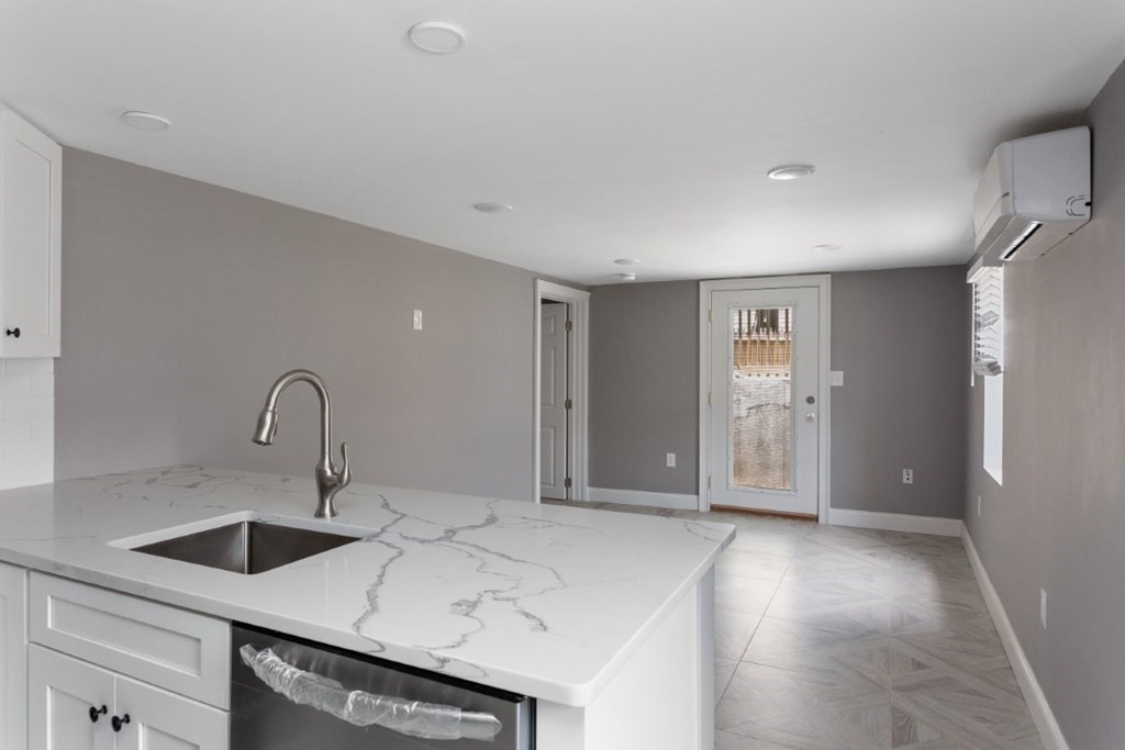 71 Roland Road Revere, MA 02151 - Photo 18 of 28 Gallery Image 18