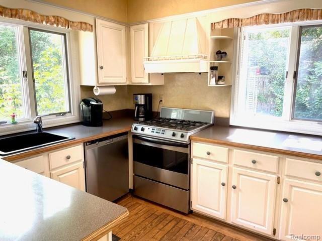36253 Paddleford Road Farmington Hills, MI 48331 - Photo 8 of 27