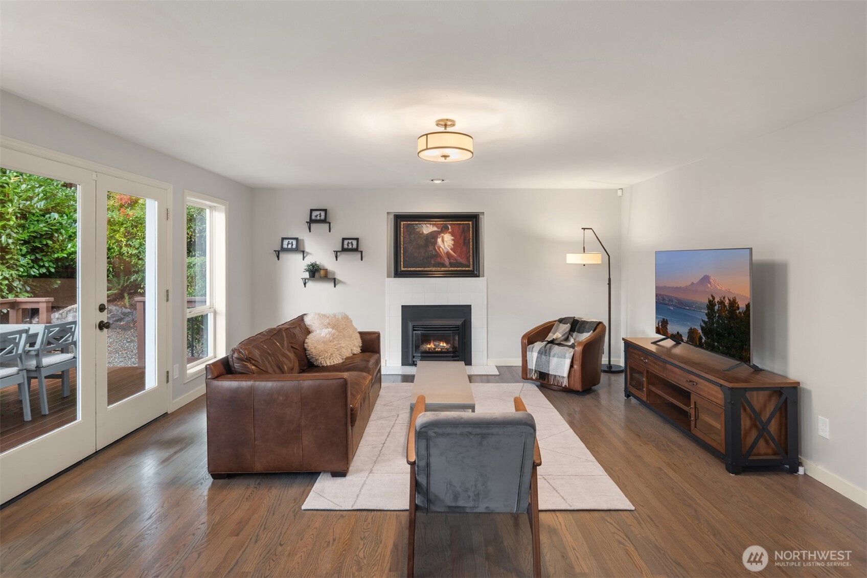 10330 Northeast 151st Place Bothell, WA 98011 - Photo 11 of 38