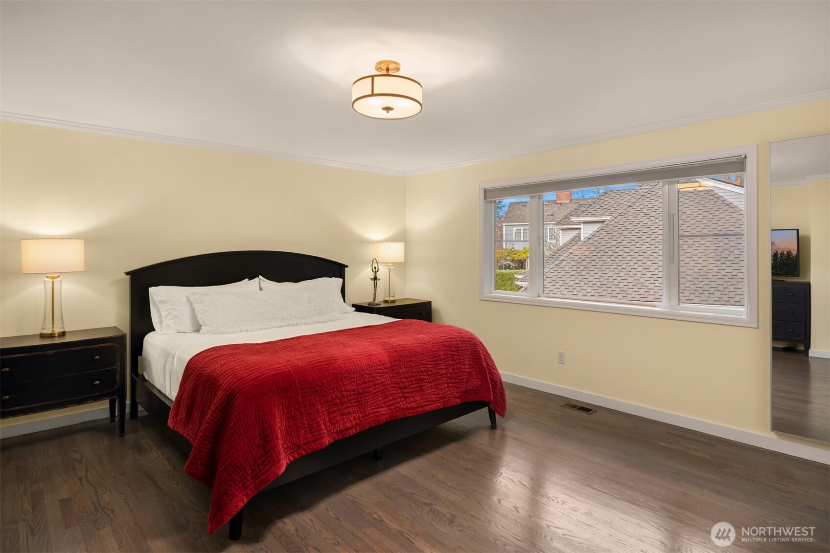 10330 Northeast 151st Place Bothell, WA 98011 - Photo 19 of 38