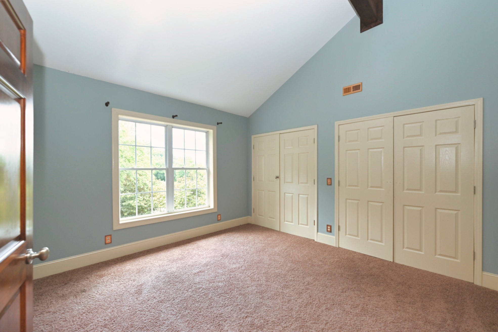 125 Happy Hollow Road Goodlettsville, TN 37072 - Photo 59 of 92 an empty room with windows