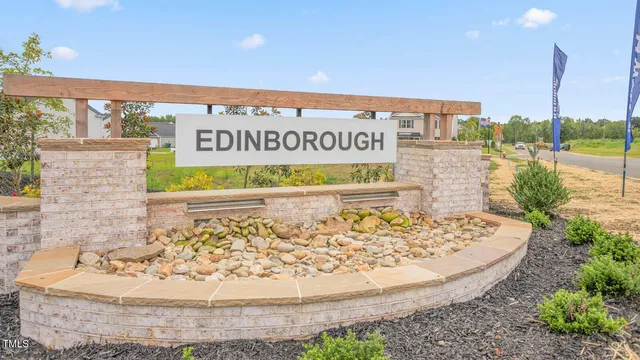 a view of a water fountain