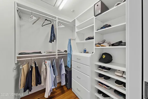 $7,499,000 | 176 Squan Beach Drive, Mantoloking, NJ 08738