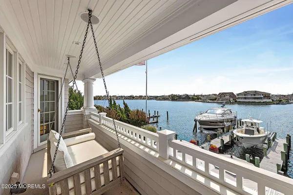 $7,499,000 | 176 Squan Beach Drive, Mantoloking, NJ 08738