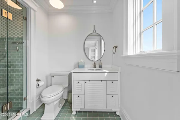 $7,499,000 | 176 Squan Beach Drive, Mantoloking, NJ 08738