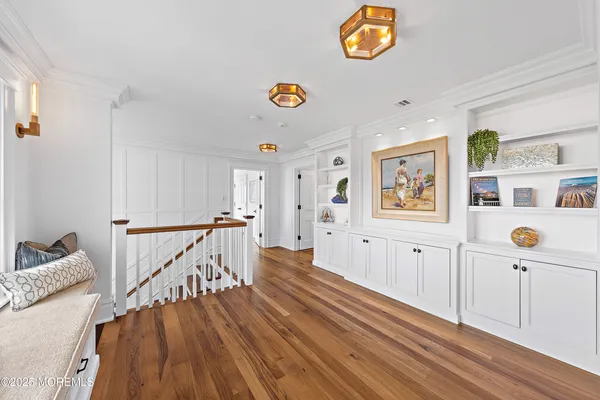 $7,499,000 | 176 Squan Beach Drive, Mantoloking, NJ 08738
