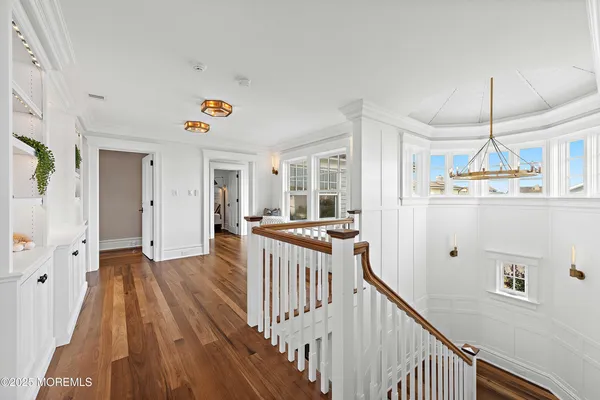 $7,499,000 | 176 Squan Beach Drive, Mantoloking, NJ 08738