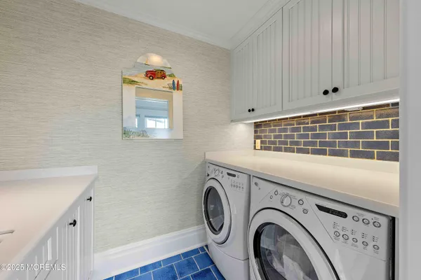 $7,499,000 | 176 Squan Beach Drive, Mantoloking, NJ 08738