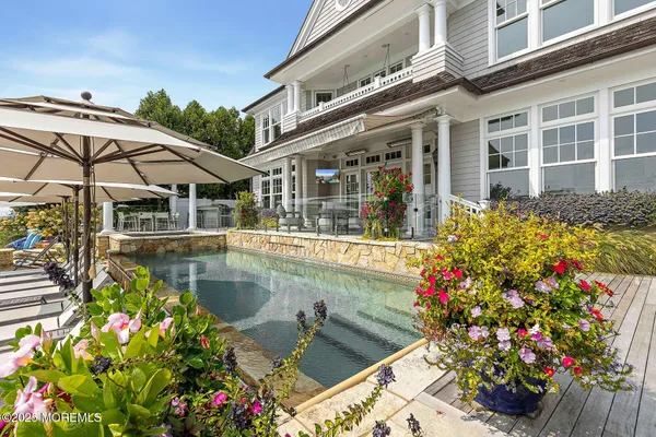 $7,499,000 | 176 Squan Beach Drive, Mantoloking, NJ 08738