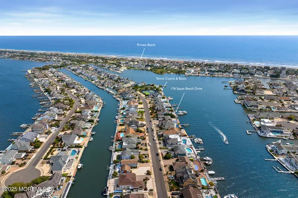 $7,499,000 | 176 Squan Beach Drive, Mantoloking, NJ 08738