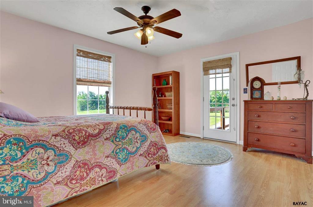 2238 Chambersburg Road Gettysburg, PA 17325 - Photo 13 of 25 Gallery Image 13