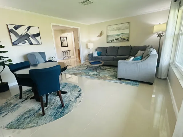 $3,800 | 5430 Guildcrest Street, Lake Worth, FL 33463