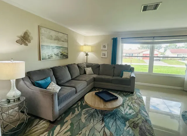 $3,800 | 5430 Guildcrest Street, Lake Worth, FL 33463