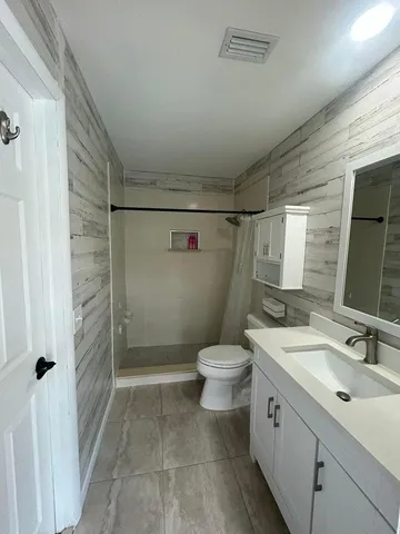 $3,800 | 5430 Guildcrest Street, Lake Worth, FL 33463