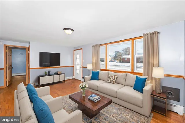 $230,000 | 706 East Main Street, Thurmont, MD 21788