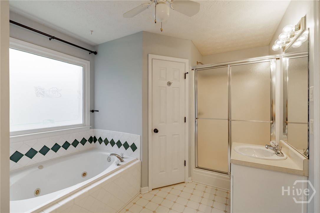 2249 Cluster Lane Grayson, GA 30017 - Photo 19 of 53