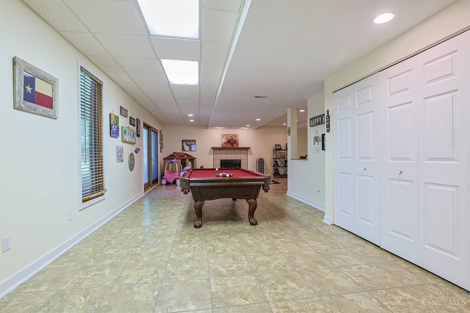 723 Nunner Road Maineville, OH 45039 - Photo 49 of 98 Great lighting and tile floors