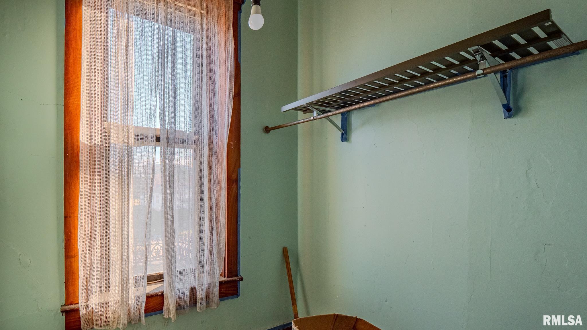 627 North 8th Street Quincy, IL 62301 - Photo 25 of 32