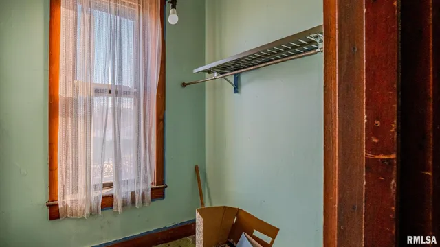 $40,000 | 627 North 8th Street, Quincy, IL 62301