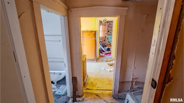 $40,000 | 627 North 8th Street, Quincy, IL 62301