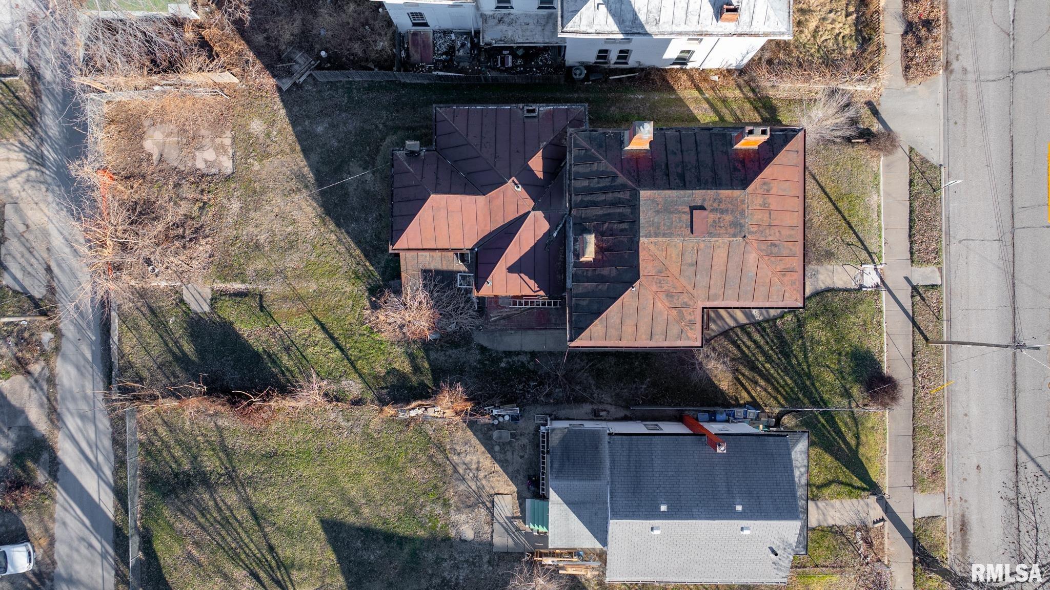 627 North 8th Street Quincy, IL 62301 - Photo 5 of 32