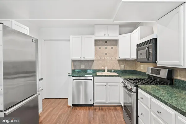 $380,000 | 419 Bull Creek Drive, Lancaster, VA 22503