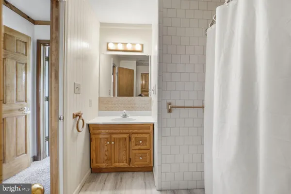 $380,000 | 419 Bull Creek Drive, Lancaster, VA 22503