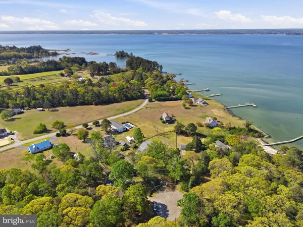 $380,000 | 419 Bull Creek Drive, Lancaster, VA 22503