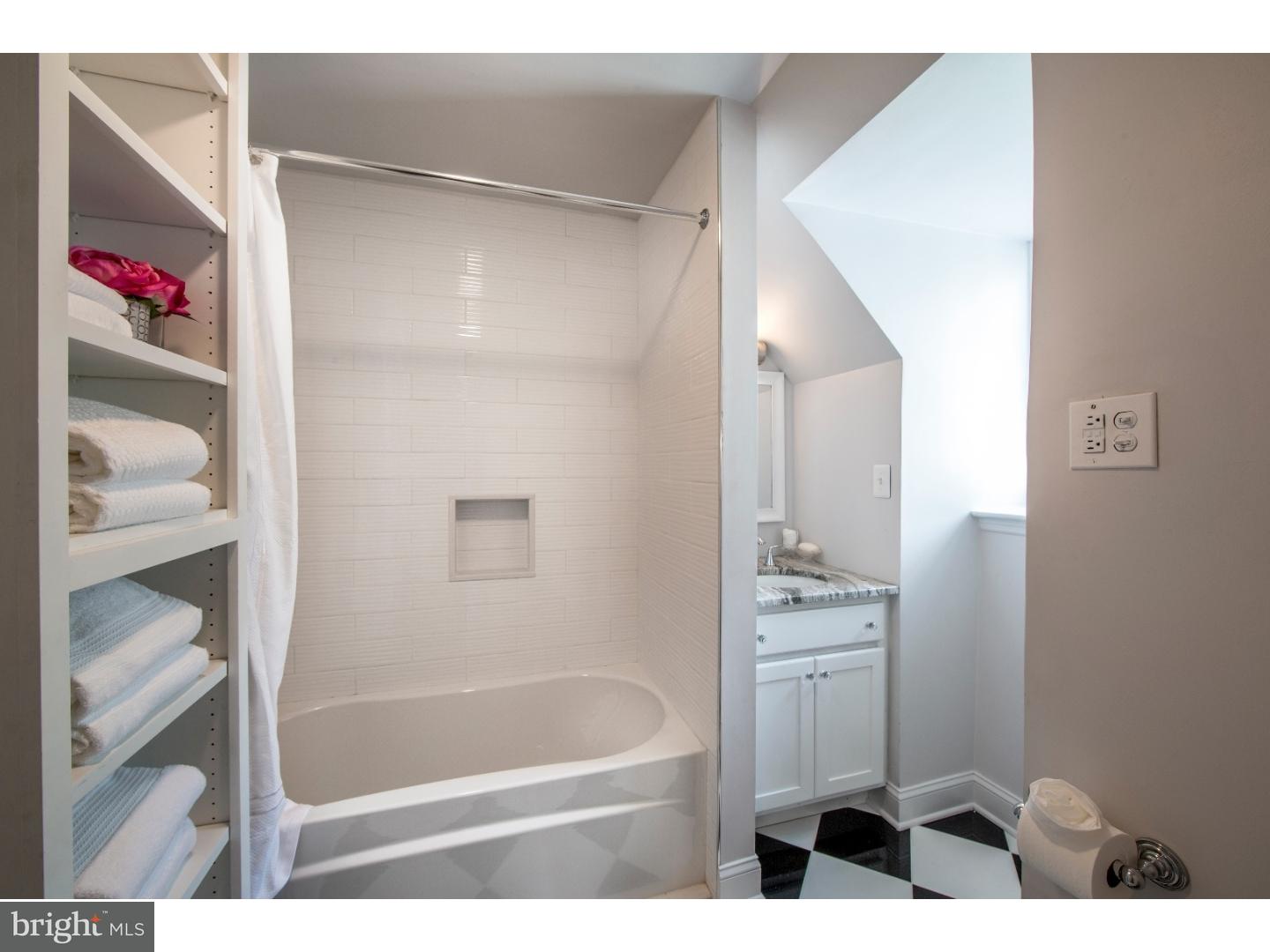 508 Oak Road Merion Station, PA 19072 - Photo 19 of 25 Bathroom