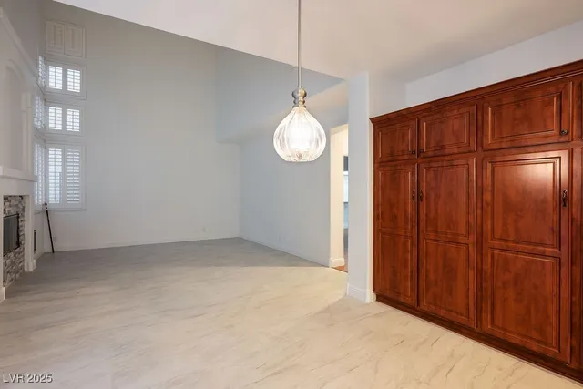 $3,500 | 8113 Blue Cascade Avenue, Las Vegas, NV 89128