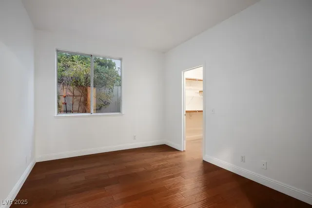 $3,500 | 8113 Blue Cascade Avenue, Las Vegas, NV 89128