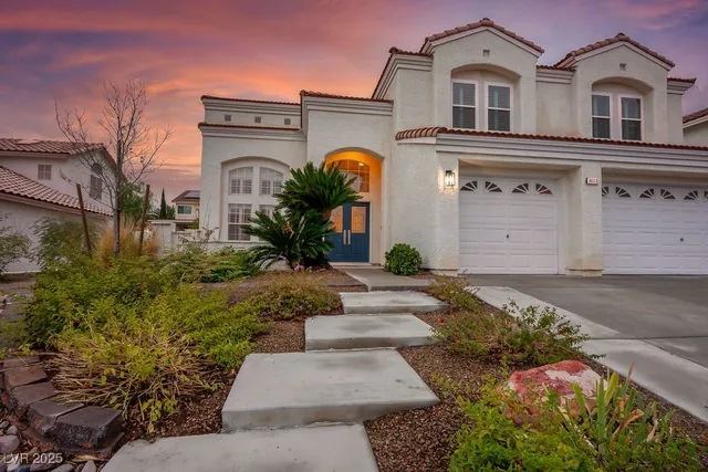 $3,500 | 8113 Blue Cascade Avenue, Las Vegas, NV 89128