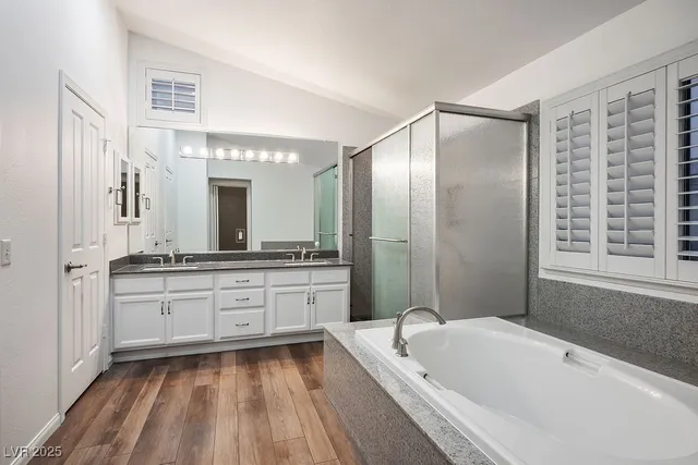 $3,500 | 8113 Blue Cascade Avenue, Las Vegas, NV 89128