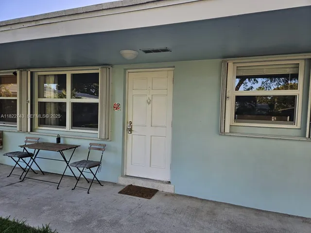 $174,500 | 3801 Northeast 22nd Terrace, Unit 7, Lighthouse Point, FL 33064