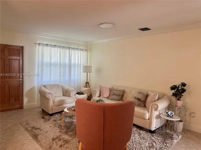 $174,500 | 3801 Northeast 22nd Terrace, Unit 7, Lighthouse Point, FL 33064