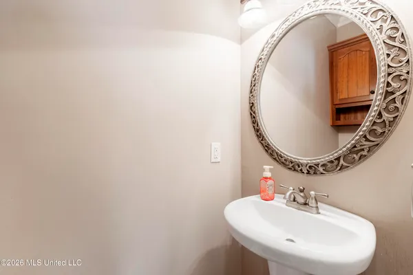 $574,900 | 2180 Belmarie Drive, Southaven, MS 38672