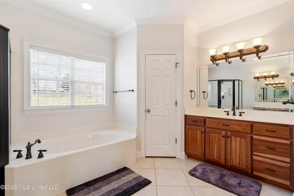 $574,900 | 2180 Belmarie Drive, Southaven, MS 38672